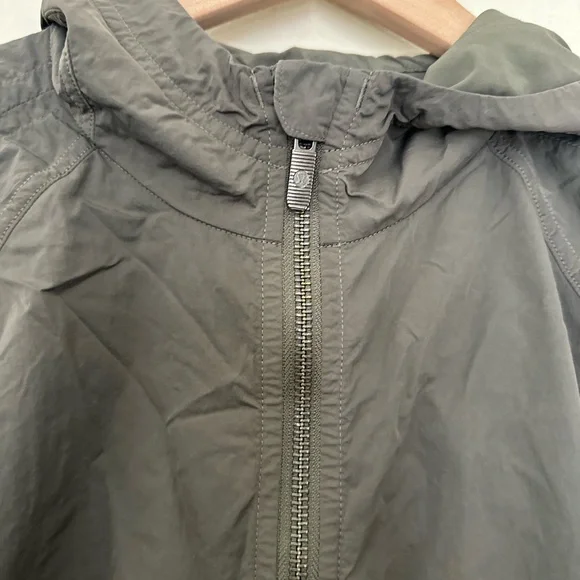 LULULEMON Ruched Ribbed-Waist Jacket - Picture 6 of 9